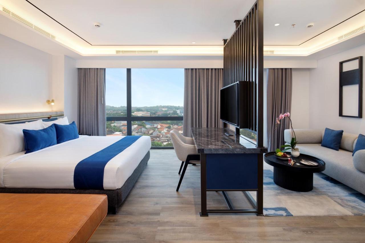 Hotel Aruss Semarang Eksteriør billede